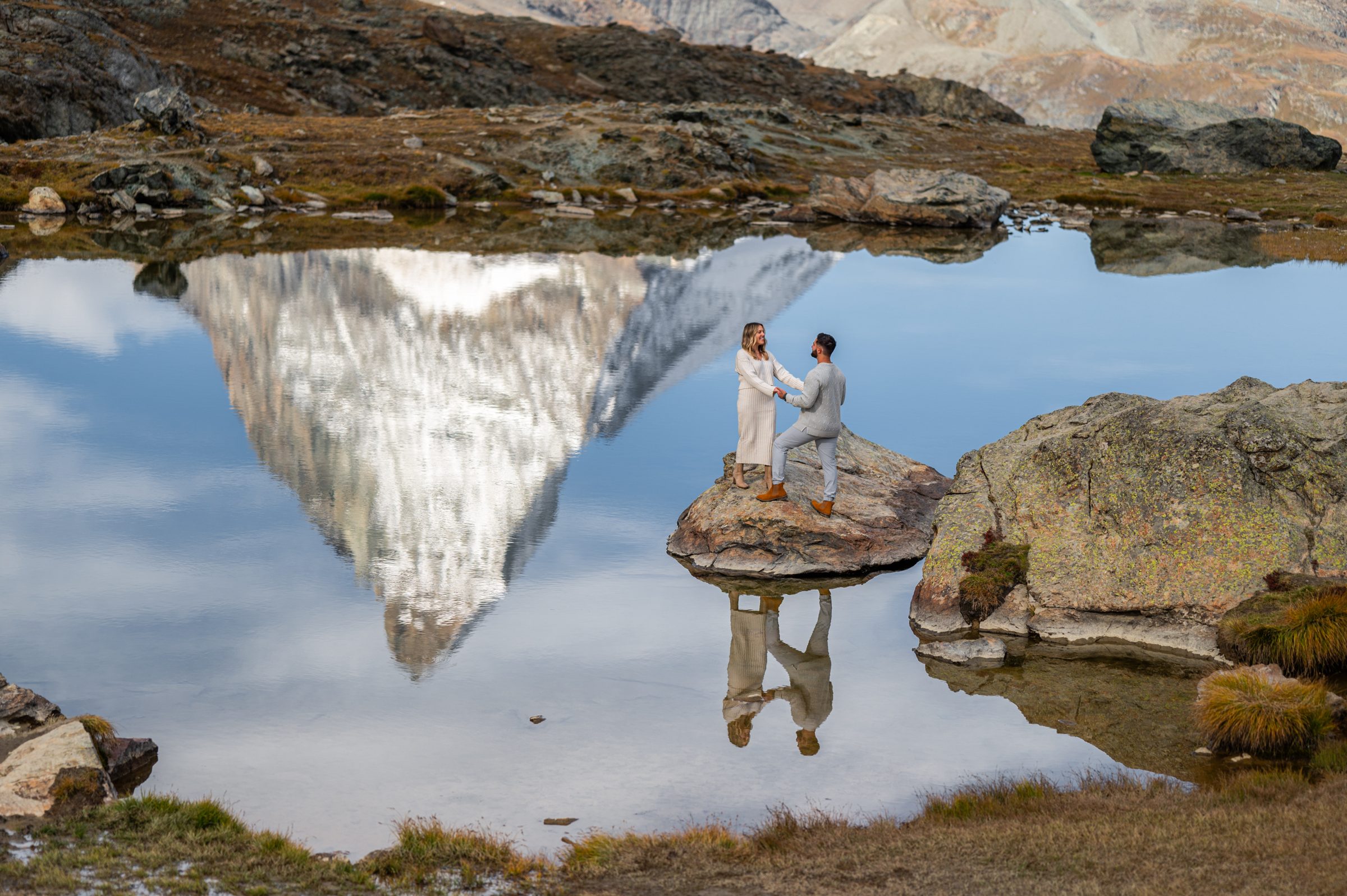 Wedding couple lake reflection Matterhorn